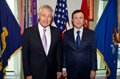 Кивок за океан… Министры обороны Казахстана и США обсудили перспективы развития военно-технического сотрудничества