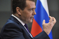 «Здесь не нужно стесняться»… Дмитрий Медведев:  Россия готова «показать зубы» в ответ на введенные в отношении нее санкции