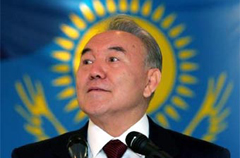 Человек и символ... Казахстанский историк предлагает сделать Назарбаева национальным символом страны