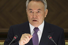 Встать на «Светлый путь»... Елбасы призвал казахстанцев быть нетерпимыми к коррупции
